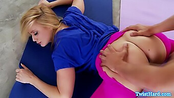 La Rubia Bomba Aj Applegate Hace Una Mamada Profunda