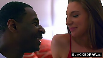 Interracial 69 s krásnou brunetkou