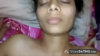 Pov-Video Av Alka Bhabhi Som Blir Penetrert Av Mannen Sin