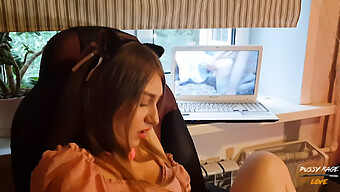 Amateur Teen Masturbates While Watching Porn With Deep Throat And Gagging