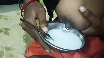 Milk And Pussy Play In Indian Housewife Video