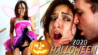 Sara Luvv và James Deen's Halloween sexcapade with rough face fuck and cumshot