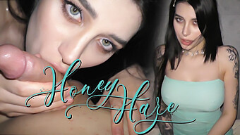 Honey Haze น้องสาวรัสเซียอายุ 18 ปีให้ Blowjob ในชุดใหม่ของเธอ