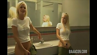 Jesse Jane i Riley Steele dają niezapomniany występ oralny.