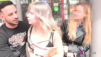 Aris Dark Kehrt Zurück: Eine Vollbusige Milf Mit Großen Natürlichen Titten Sehnt Sich Nach Hardcore-Action Auf Der Straße